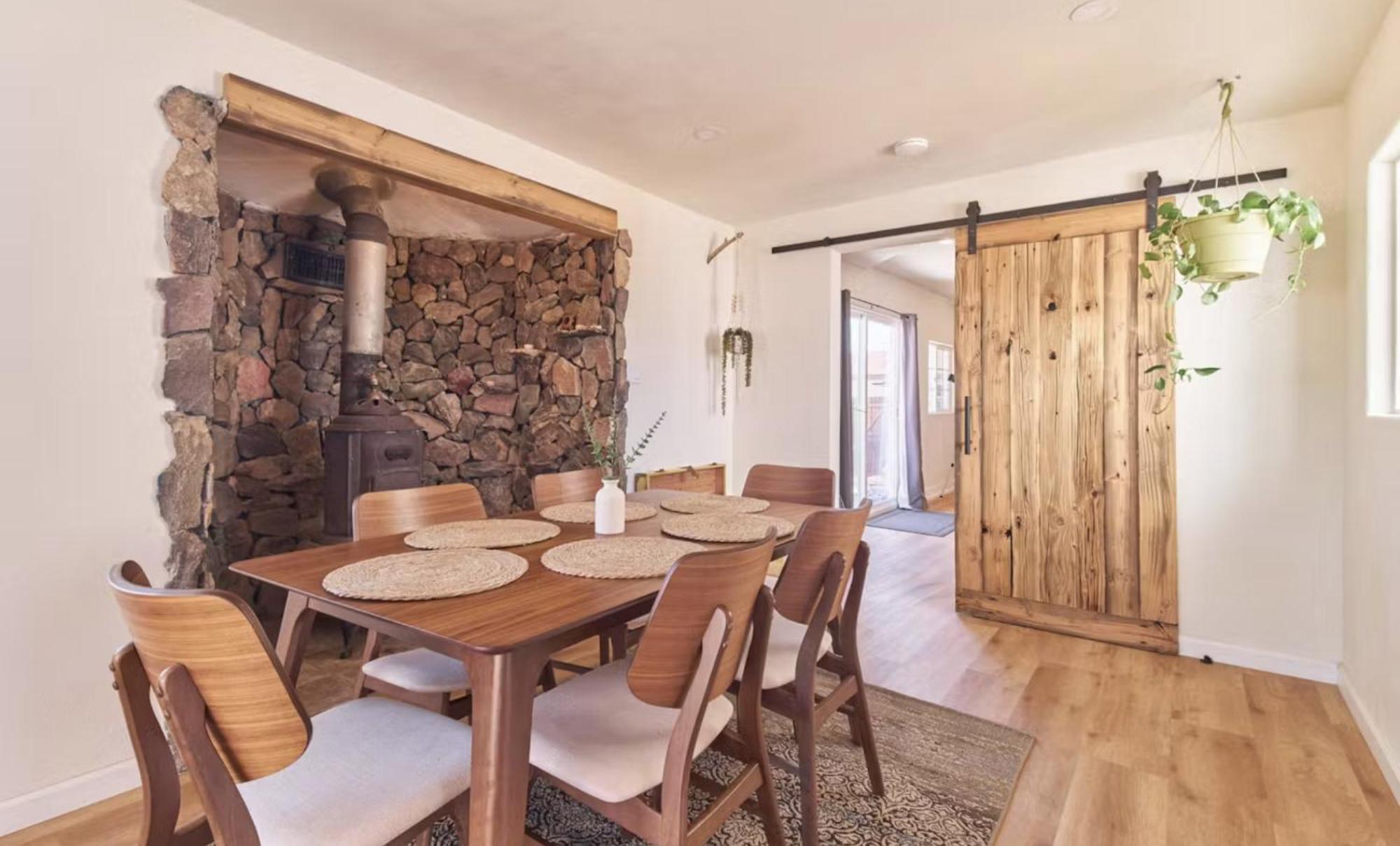 Twin Palms Desert Getaway - Jacuzzi, Fire Pit, Meditation Room & More Joshua Tree Luaran gambar